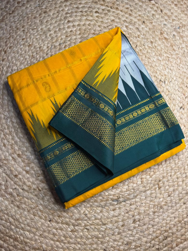 SAR22- CHECK SAREE