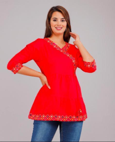 DSTL1- SHORT TOP
