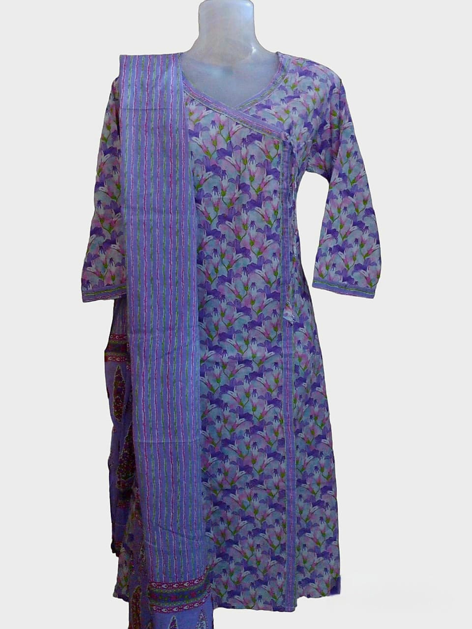 DCSETA1- Anaghrakha Suits