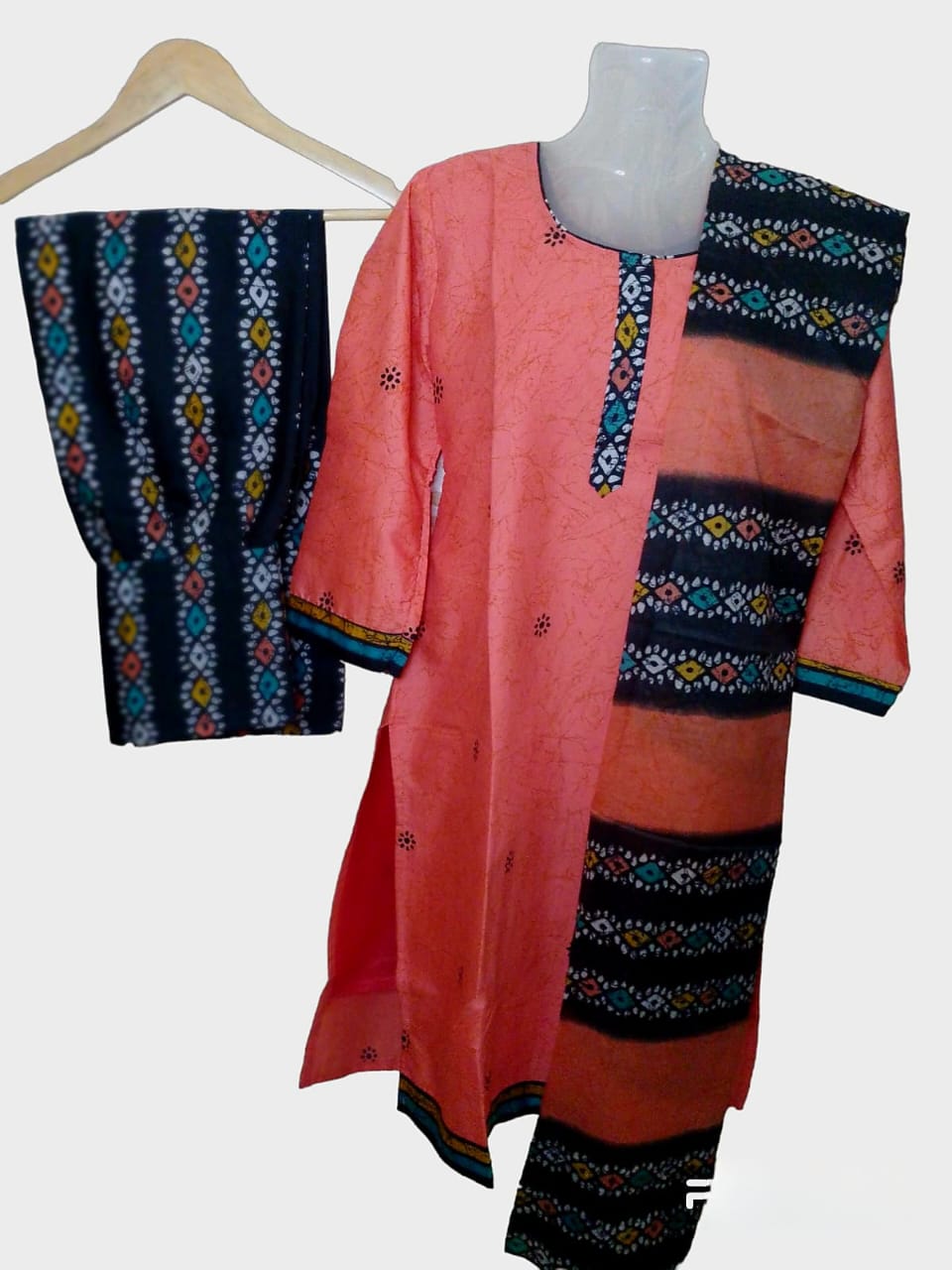 DSUITR13- Stiched Suit