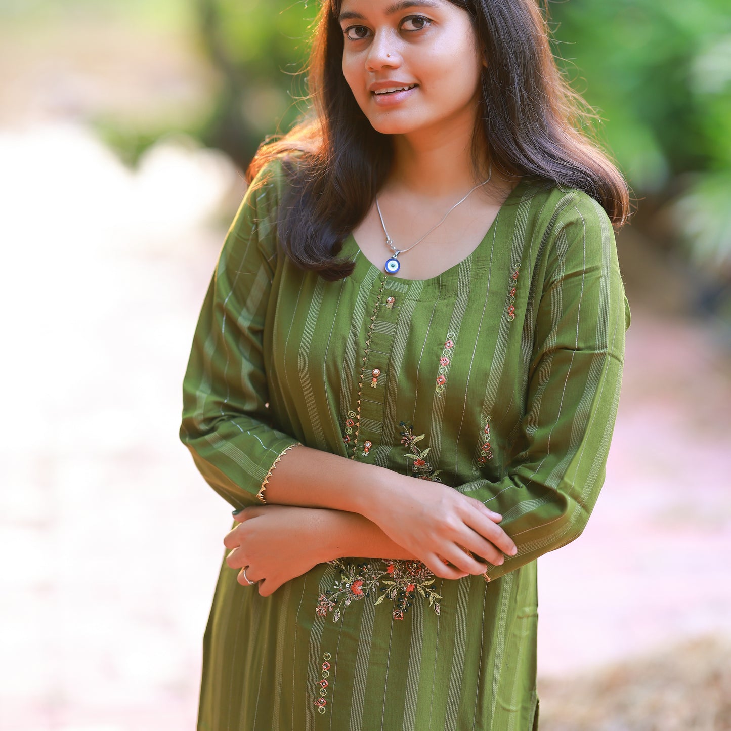 DE2PC1- HANDWORK 2 PIECE SET