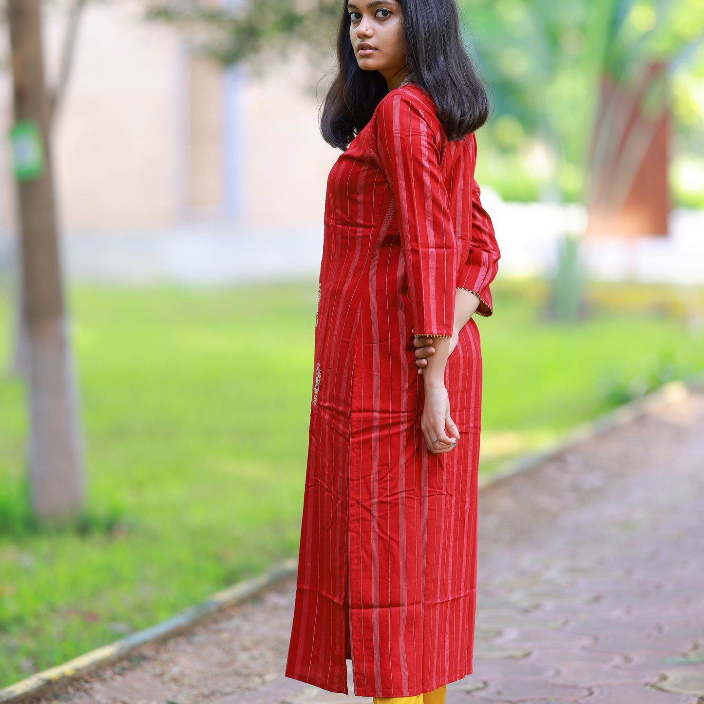 DE2PC1- HANDWORK 2 PIECE SET